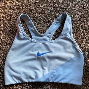 Extra small Nike sports bras